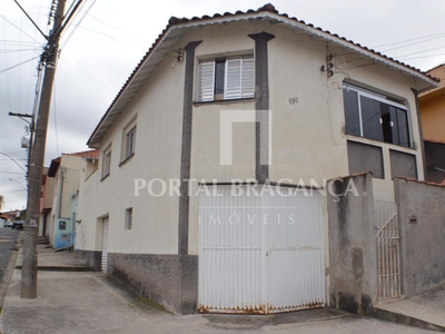 Sobrado em Vila Mota, Bragança Paulista/SP de 150m² 2 quartos à venda por R$ 378.990,00