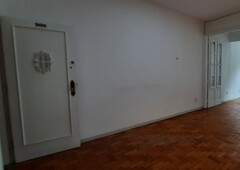 Apartamento à venda em Copacabana com 90 m², 2 quartos