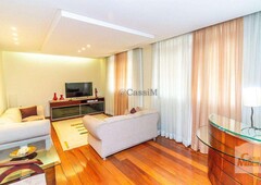 Casa com 4 quartos à venda no bairro Sagrada Família, 337m²