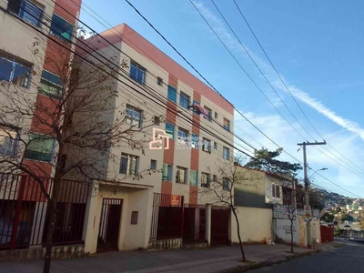 Apartamento com 2 quartos para alugar no bairro Candelária, 62m²