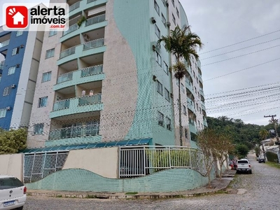 Apartamento com 3 quartos em RIO BONITO RJ - Centro