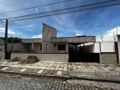 AJRB casa com 4 quartos em Nova Parnamirim - Parnamirim - RN