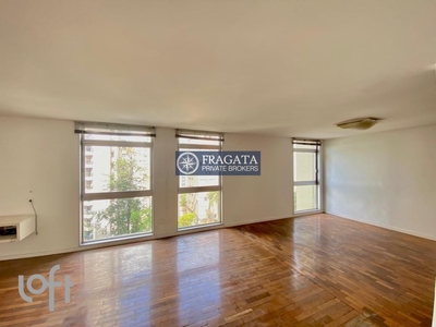 Apartamento à venda em Jardim América com 220 m², 3 quartos, 1 suíte, 3 vagas
