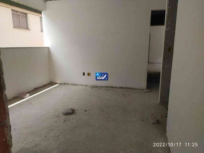 Apartamento com 3 quartos à venda no bairro Ana Lúcia, 68m²