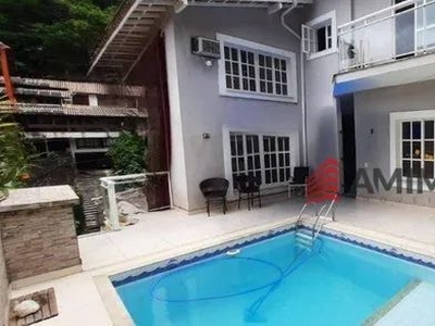 Casa com 3 dormitórios à venda, 380 m² por R$ 1.500.000,00 - Itaipu - Niterói/RJ
