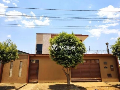 Casa com 3 dormitórios para alugar, 256 m² por R$ 2.579,00/mês - Setor Santa Fé (Taquaralt