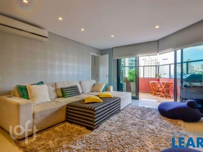 Apartamento à venda em Vila Olímpia com 172 m², 4 quartos, 3 suítes, 2 vagas