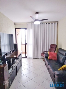 Apartamento à venda em Vila Romana com 92 m², 3 quartos, 1 suíte, 2 vagas