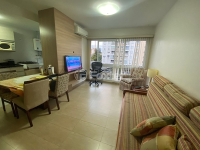 Apartamento 2 dorms à venda Rua Bezerra de Menezes, Passo da Areia - Porto Alegre