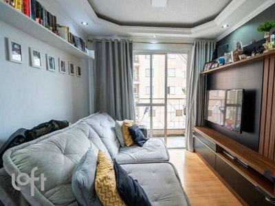 Apartamento à venda em Carrão com 56 m², 2 quartos, 1 vaga