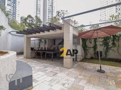 Apartamento à venda em Vila Andrade com 62 m², 3 quartos, 1 suíte, 1 vaga