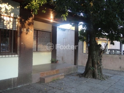 Casa 3 dorms à venda Avenida da Cavalhada, Cavalhada - Porto Alegre