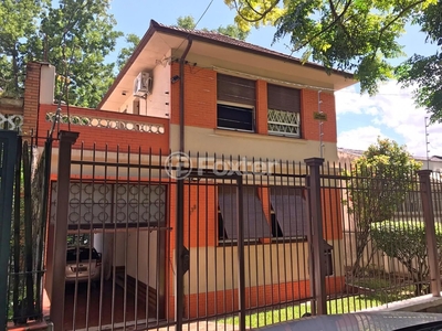 Casa 3 dorms à venda Rua Doutor Lauro de Oliveira, Rio Branco - Porto Alegre