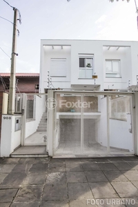 Casa 3 dorms à venda Rua João Paetzel, Chácara das Pedras - Porto Alegre