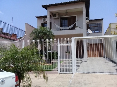 Casa 3 dorms à venda Rua Lauro Rodrigues, Costa e Silva - Porto Alegre