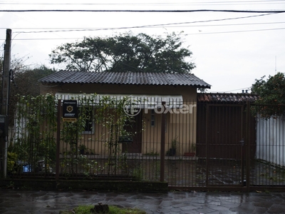 Casa 3 dorms à venda Rua Padre João Batista Reus, Camaquã - Porto Alegre