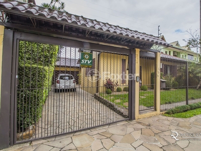 Casa 3 dorms à venda Rua Professor Guerreiro Lima, Partenon - Porto Alegre