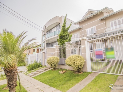 Casa 3 dorms à venda Rua Professora Ziláh Totta, Jardim Leopoldina - Porto Alegre