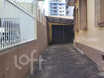 Casa 3 dorms à venda Rua Sinimbu, Centro - Caxias do Sul