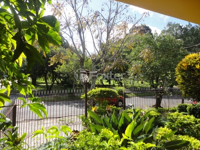 Casa 4 dorms à venda Bispo João Scalabrini, Jardim Itu Sabará - Porto Alegre