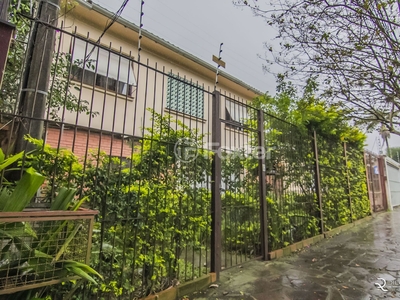Casa 4 dorms à venda Rua de La Grange, Três Figueiras - Porto Alegre