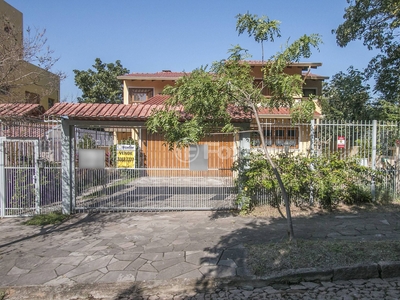Casa 4 dorms à venda Rua Goitacaz, Vila Assunção - Porto Alegre