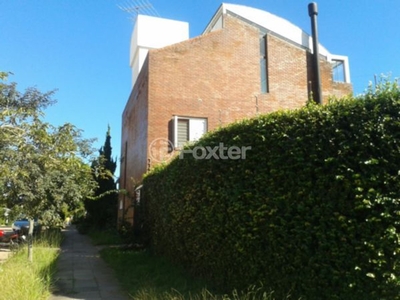 Casa 4 dorms à venda Rua Licínio Cardoso, Chácara das Pedras - Porto Alegre