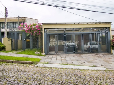 Casa 4 dorms à venda Rua Manajó, Vila Assunção - Porto Alegre