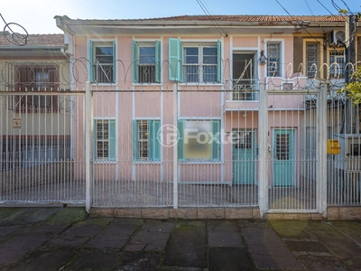 Casa 4 dorms à venda Rua Nossa Senhora Medianeira, Medianeira - Porto Alegre