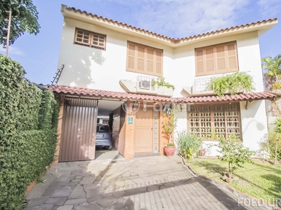 Casa 4 dorms à venda Rua Nove de Março, Vila Ipiranga - Porto Alegre