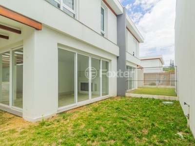 Casa em Condomínio 3 dorms à venda Avenida Clemenciano Barnasque, Teresópolis - Porto Alegre