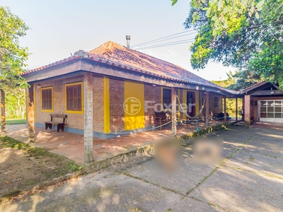 Fazenda / Sítio / Chácara 3 dorms à venda Rua Flávio Garrafielo, São Caetano - Porto Alegre