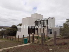 Casa em Condomínio com 4 quartos à venda no bairro Água Limpa, 350m²