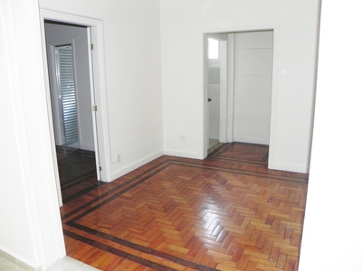 Apartamento à venda em Copacabana com 39 m², 1 quarto, 1 suíte