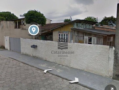 Casa à venda no bairro Barra do Aririú em Palhoça