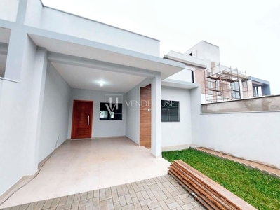 Casa à venda no bairro Itacolomi em Balneário Piçarras