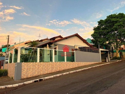 Casa à venda no bairro Lomba da Palmeira em Sapucaia do Sul
