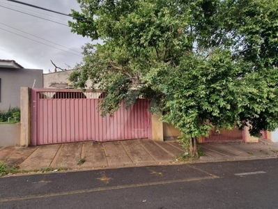 Casa à venda no bairro Santos Dumont em São José do Rio Preto