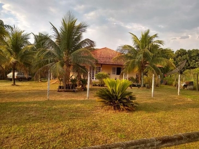 Casa em condomínio à venda no bairro Ubatiba em Maricá