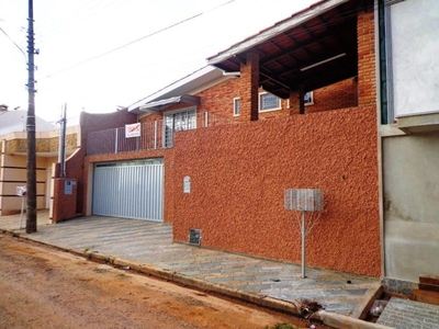 Casa à venda 3 Quartos, 1 Suite, 2 Vagas, 192M², Cidade Satélite, Atibaia - SP