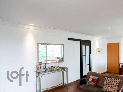 Apartamento à venda em Campo Belo com 125 m², 3 quartos, 2 suítes, 2 vagas
