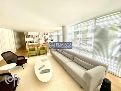 Apartamento à venda em Jardim Paulistano com 201 m², 2 quartos, 2 suítes, 2 vagas