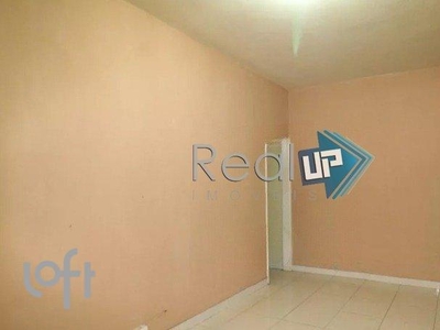 Apartamento à venda em Sampaio com 75 m², 2 quartos