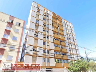 Apartamento com 3 quartos para alugar no bairro Centro, 104m²