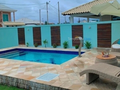 Casa em Arraial do Cabo, piscina e churrasqueira