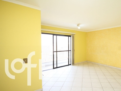 Apartamento à venda em Cambuci com 72 m², 3 quartos, 1 suíte, 2 vagas