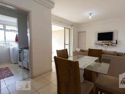 Apartamento com 3 quartos à venda no bairro Vila Clóris, 90m²