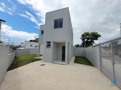 Casa com 3 quartos à venda no bairro Rio Branco, 75m²