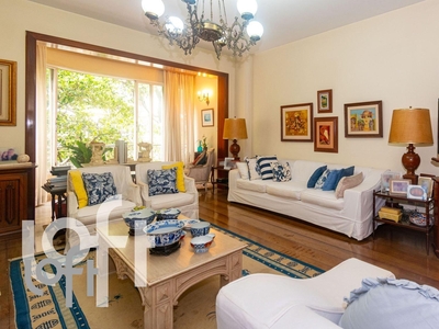 Apartamento à venda em Copacabana com 220 m², 3 quartos, 1 vaga