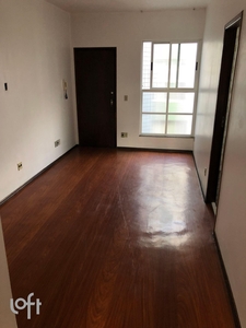 Apartamento à venda em João Pinheiro com 54 m², 2 quartos, 1 vaga